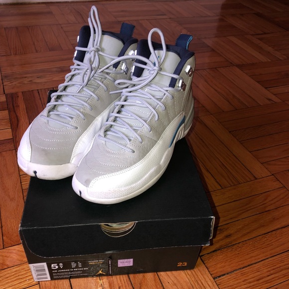 size 7 jordan 12